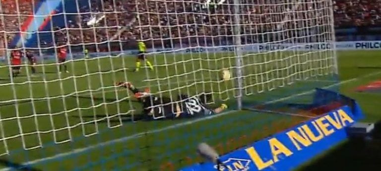 gol en contra de nico navarro